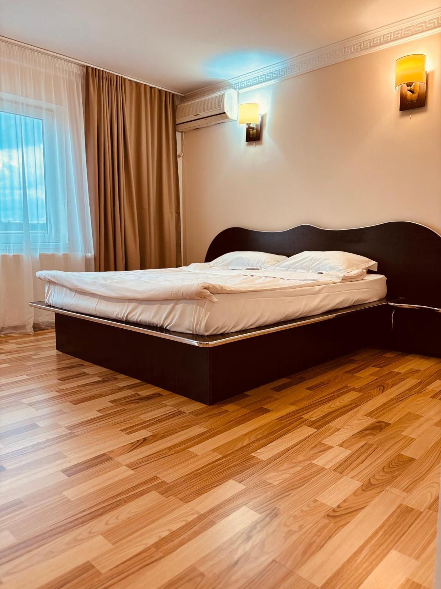 Complex Daniel'S Hotel Orăştie Kültér fotó